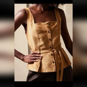 Banana Republic Stylish Tan Button-Up Top